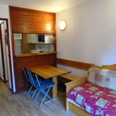 Chaviere - Pour 4 Personnes Mae-8504